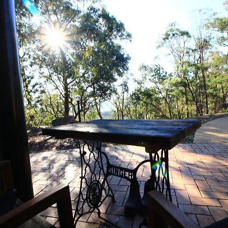 Down To Earth Farm Retreat Apartment Sarsfield Bagian luar foto
