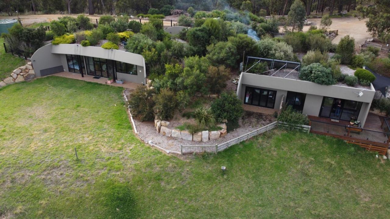 Down To Earth Farm Retreat Apartment Sarsfield Bagian luar foto