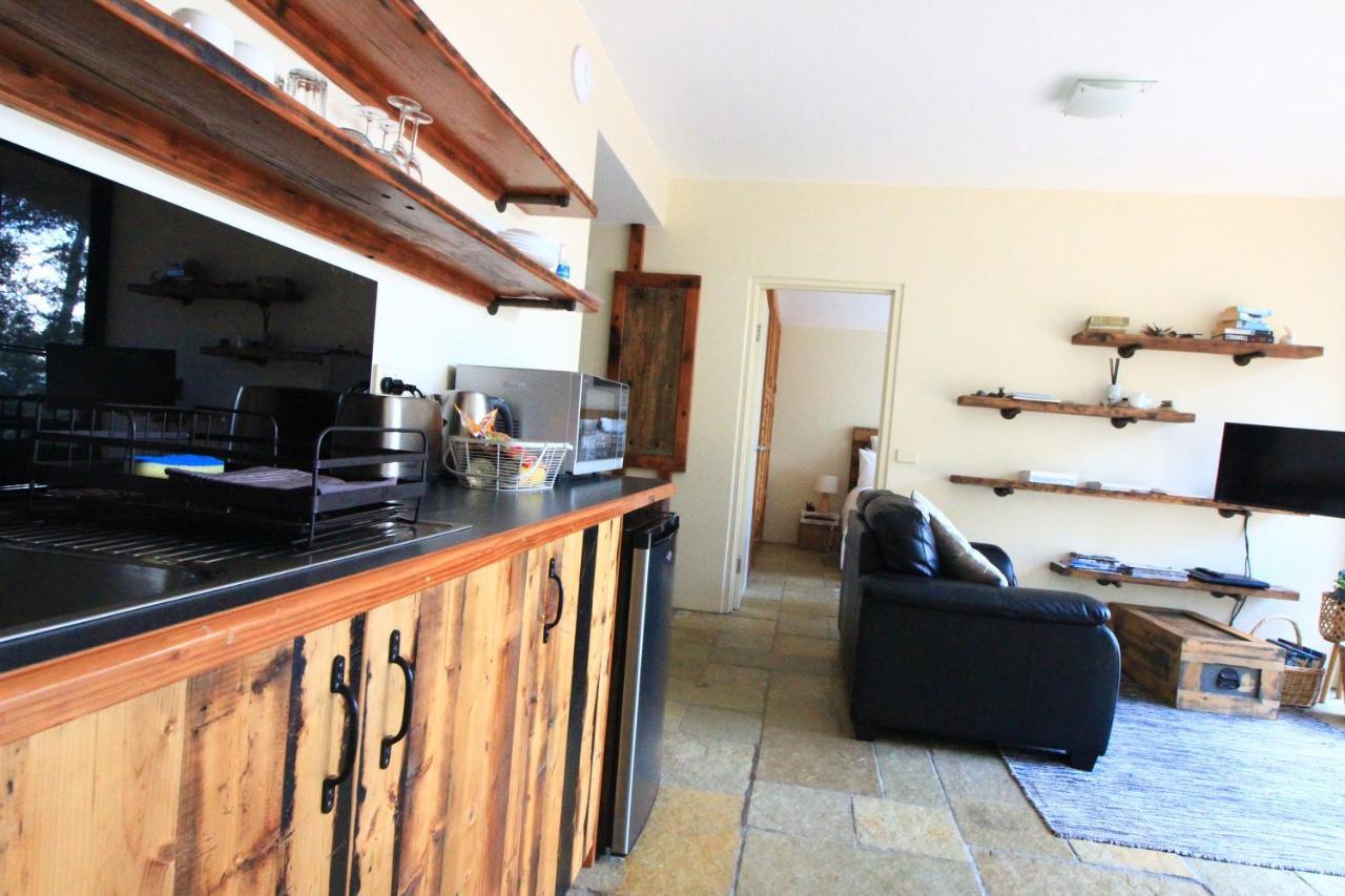 Down To Earth Farm Retreat Apartment Sarsfield Bagian luar foto