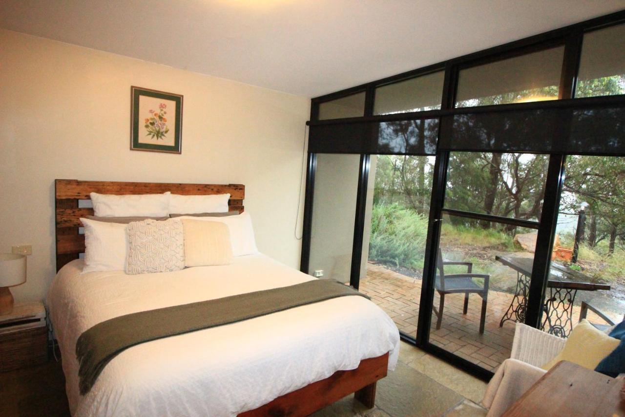 Down To Earth Farm Retreat Apartment Sarsfield Bagian luar foto
