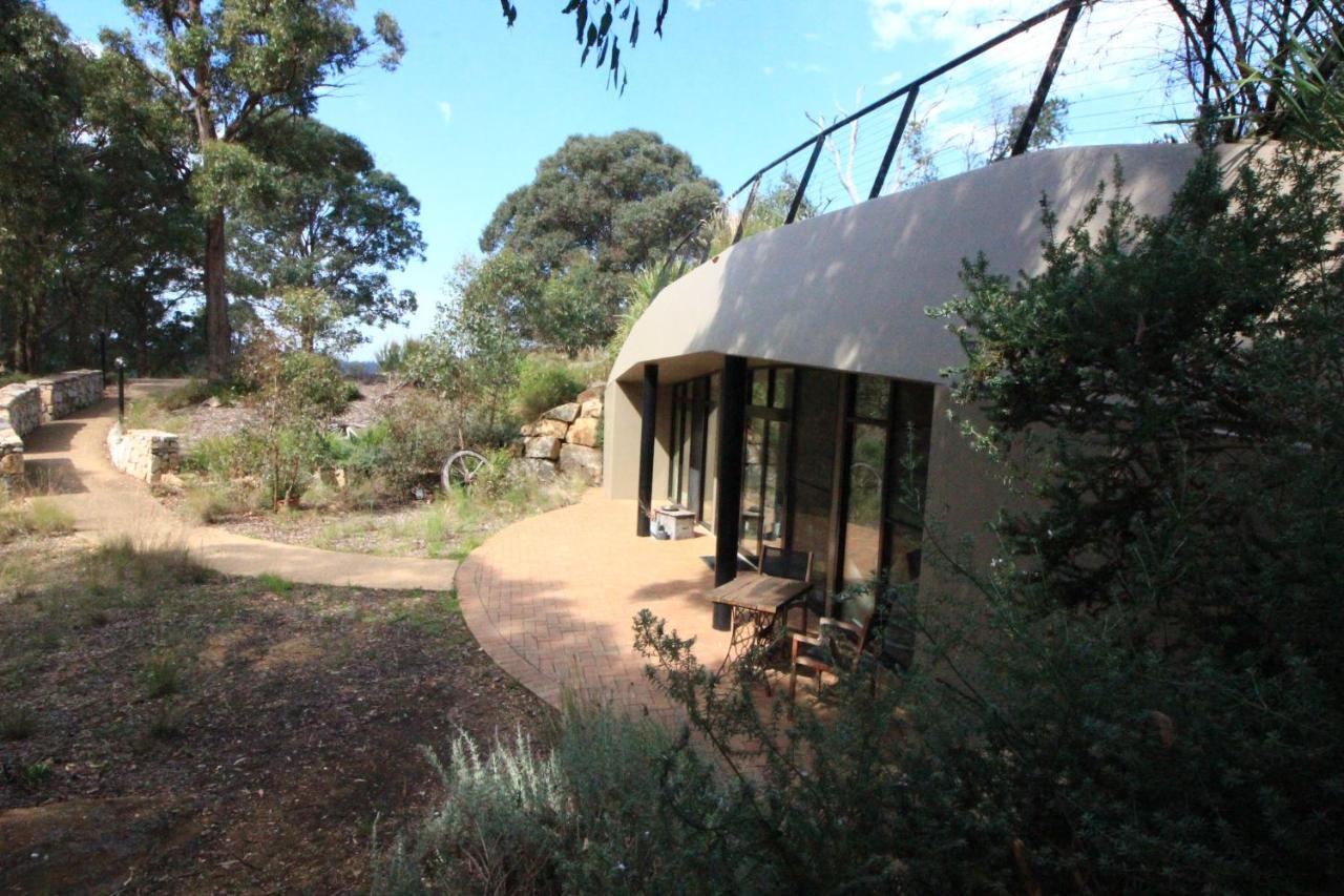 Down To Earth Farm Retreat Apartment Sarsfield Bagian luar foto